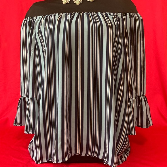 June & Hudson off the shoulder top - Picture 5 of 5